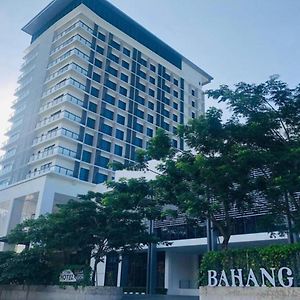 Bahang Bay Hotel